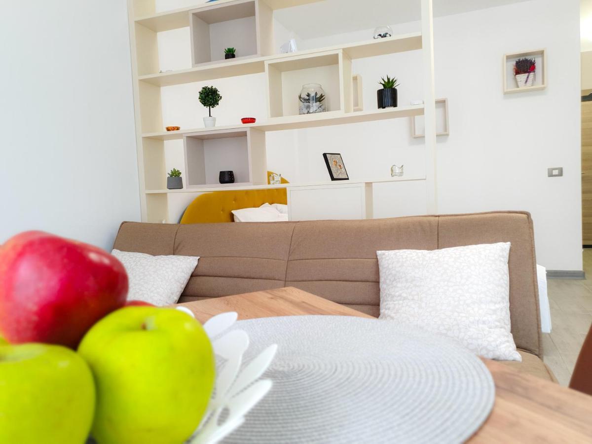 Cristalex Studio Aparthotel Pool & Spa Mamaia Nord Năvodari Eksteriør bilde
